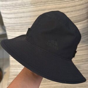 NWOT Adidas Aeroready Black Bucket Hat